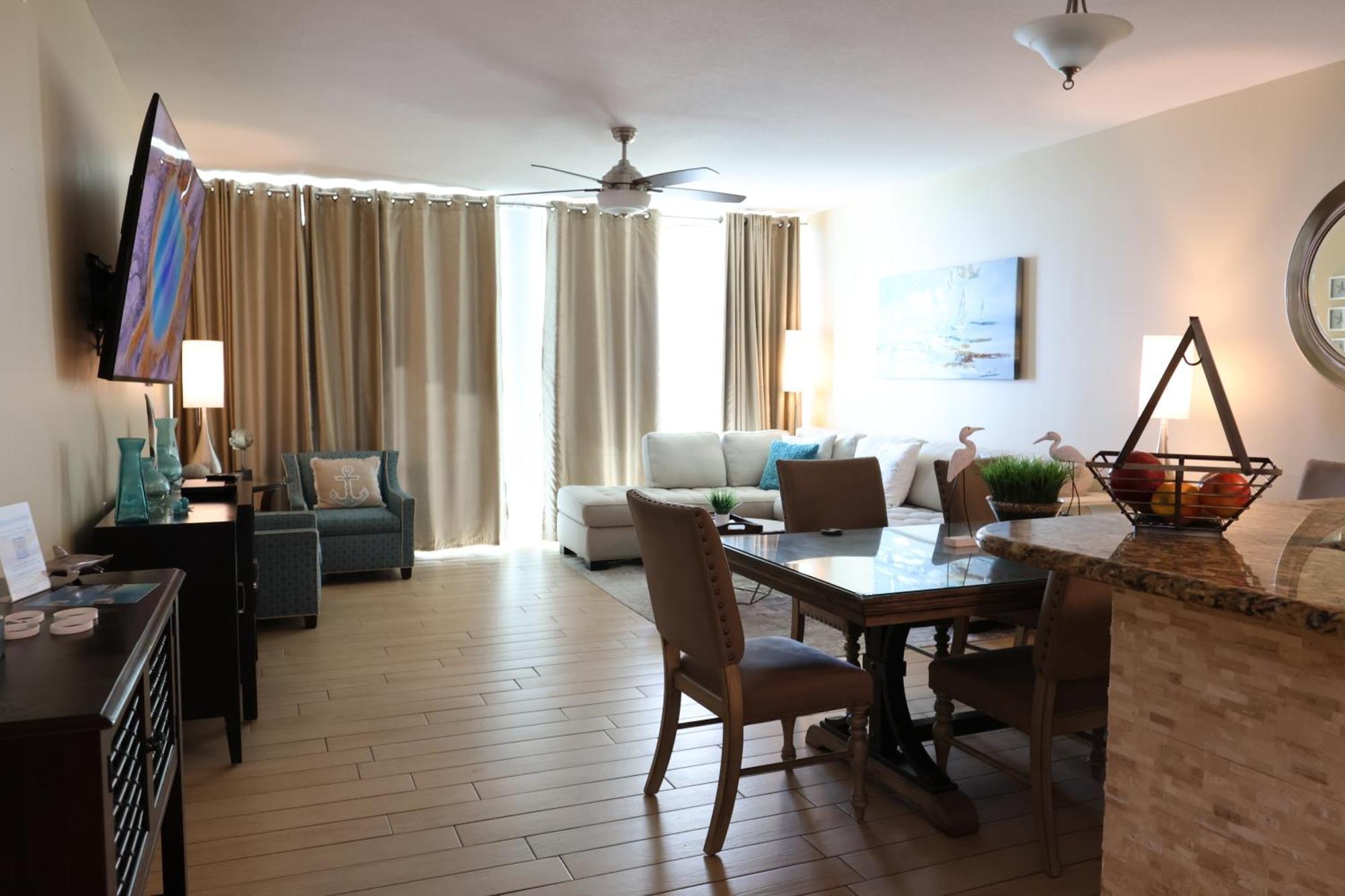 Aqua 1504 Beachfront Condo With Free Beach Chairs Panama City Beach Exterior foto