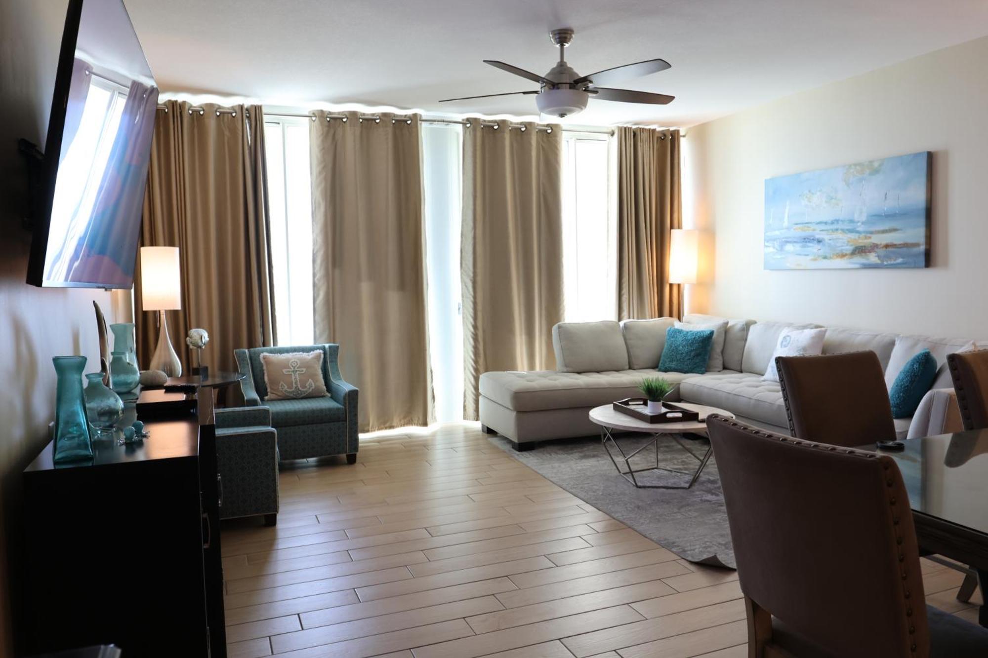 Aqua 1504 Beachfront Condo With Free Beach Chairs Panama City Beach Exterior foto