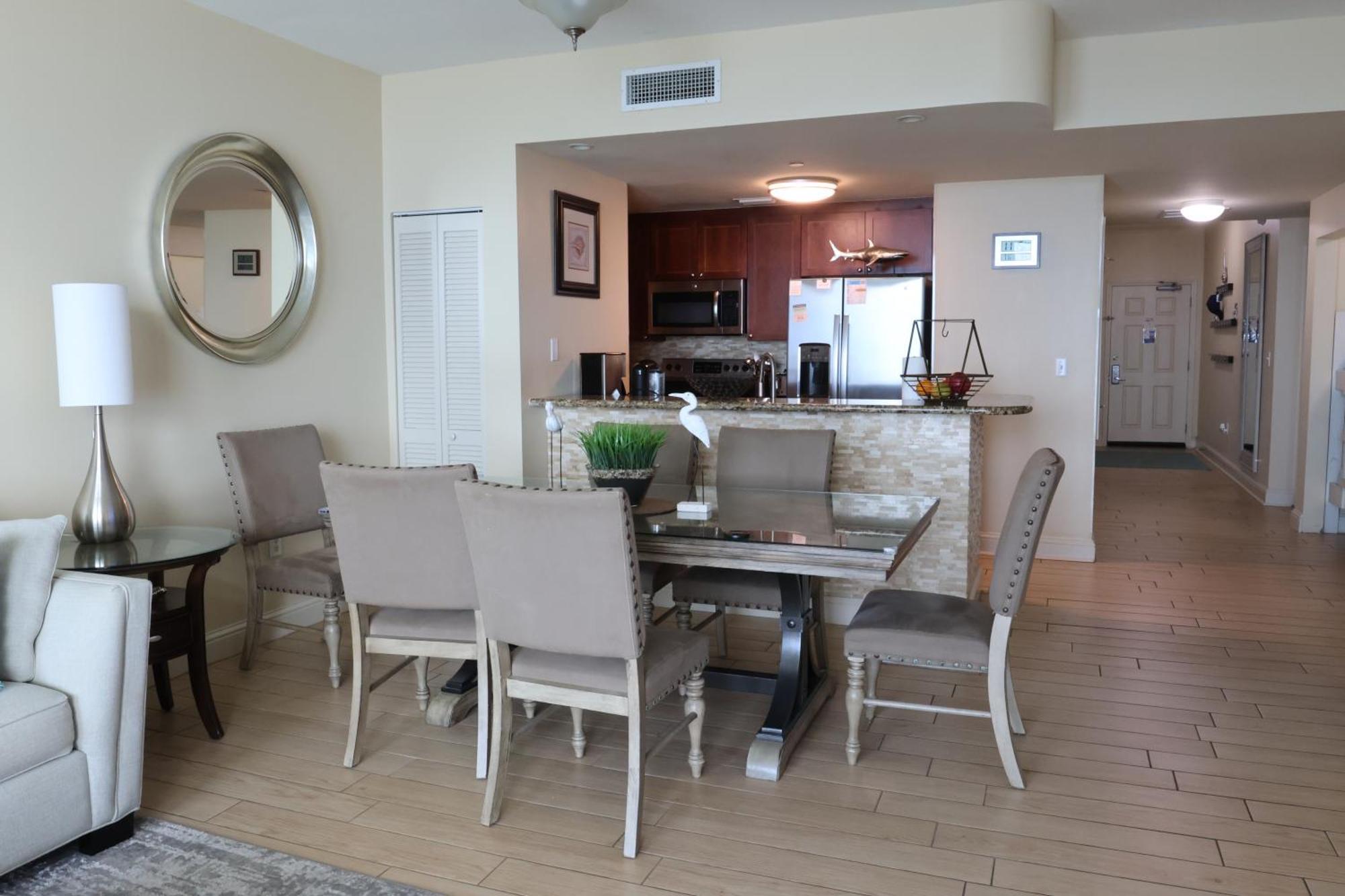 Aqua 1504 Beachfront Condo With Free Beach Chairs Panama City Beach Exterior foto