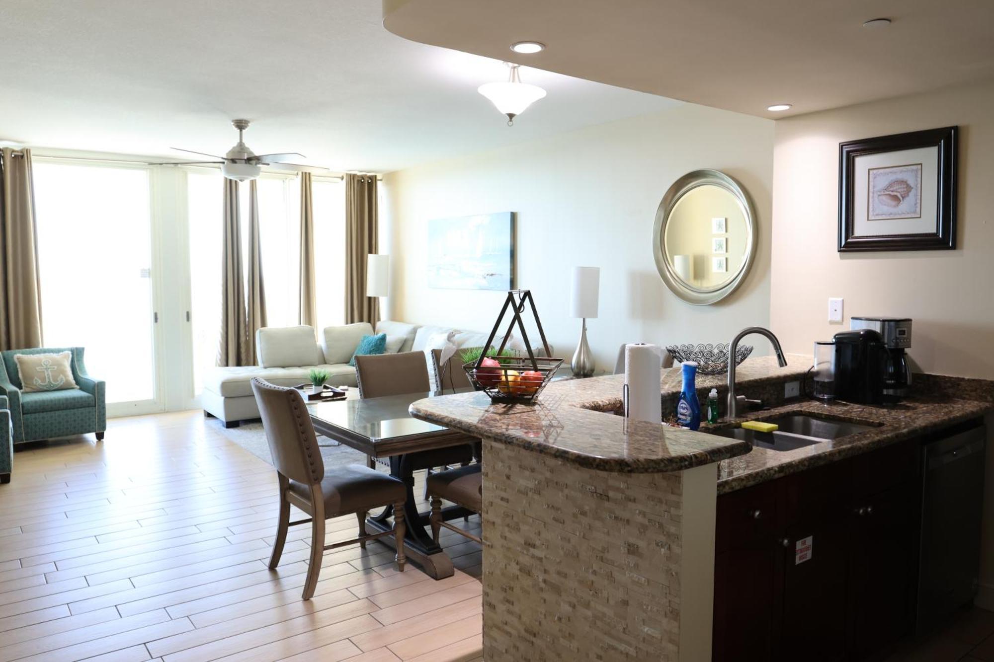 Aqua 1504 Beachfront Condo With Free Beach Chairs Panama City Beach Exterior foto